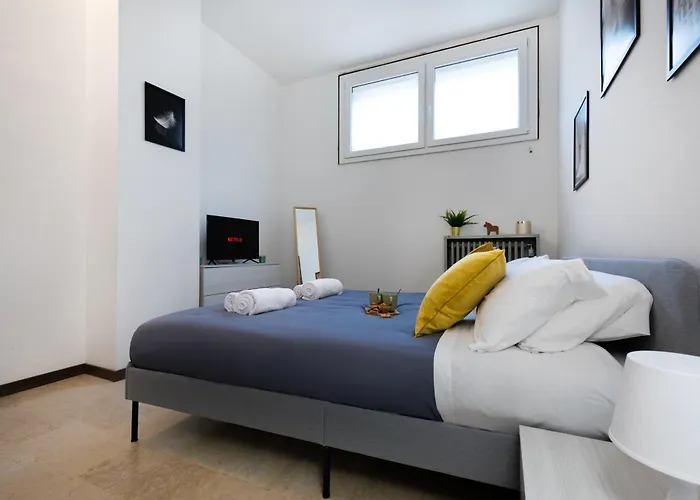 Bracco11 Apartment
