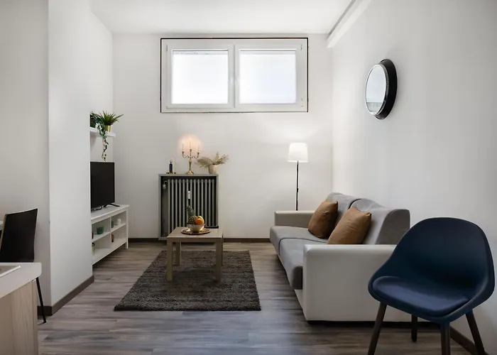 Bracco11 Apartment *